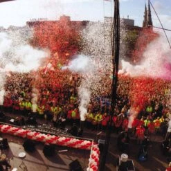 MagicFX Handmatige Confetti Shooter 80cm Rood
