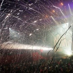 MagicFX Handmatige Streamer Shooter 80cm Geel